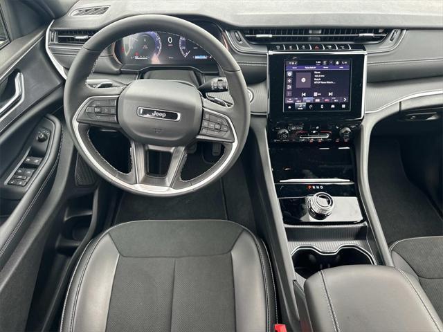 new 2025 Jeep Grand Cherokee L car, priced at $43,758