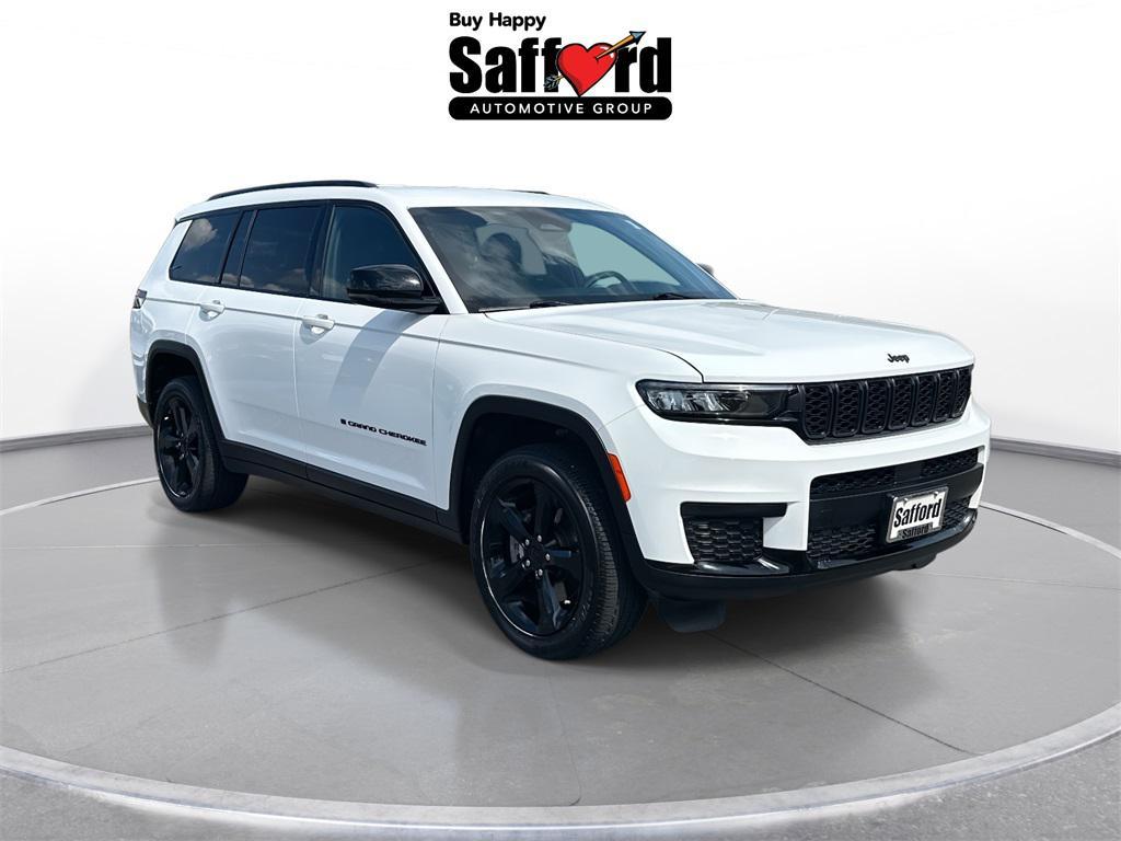 used 2024 Jeep Grand Cherokee L car, priced at $33,139
