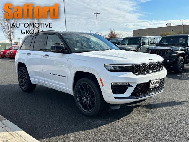 new 2025 Jeep Grand Cherokee car, priced at $62,140