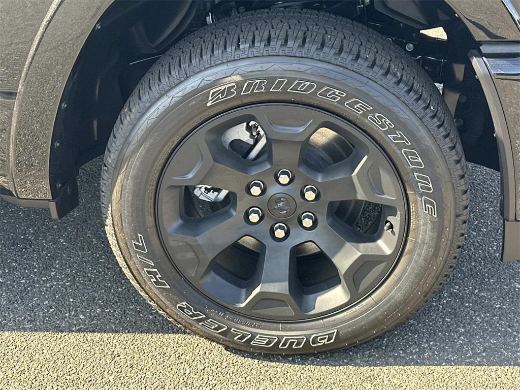 new 2025 Ram 1500 car, priced at $43,181