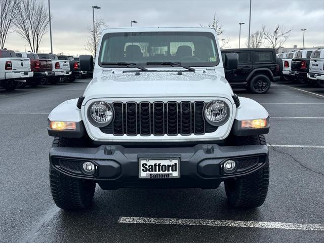 new 2025 Jeep Gladiator car, priced at $40,076