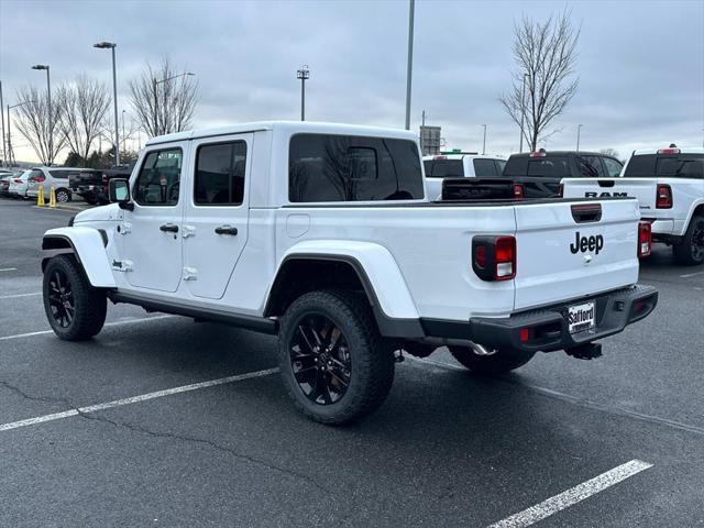 new 2025 Jeep Gladiator car, priced at $40,076