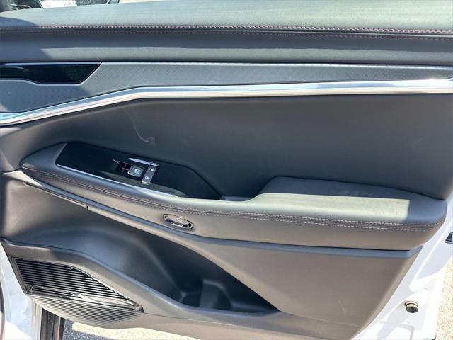 new 2025 Jeep Wagoneer S car, priced at $51,376