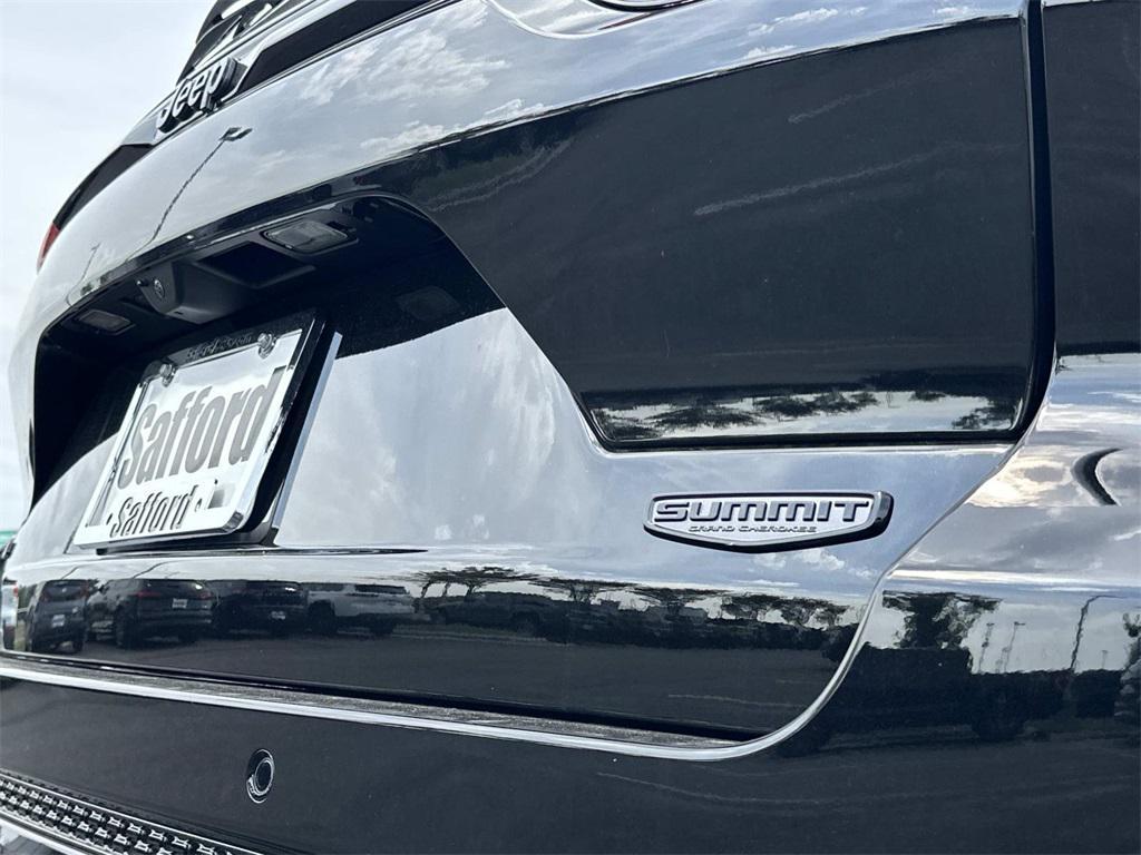 new 2025 Jeep Grand Cherokee car, priced at $58,332