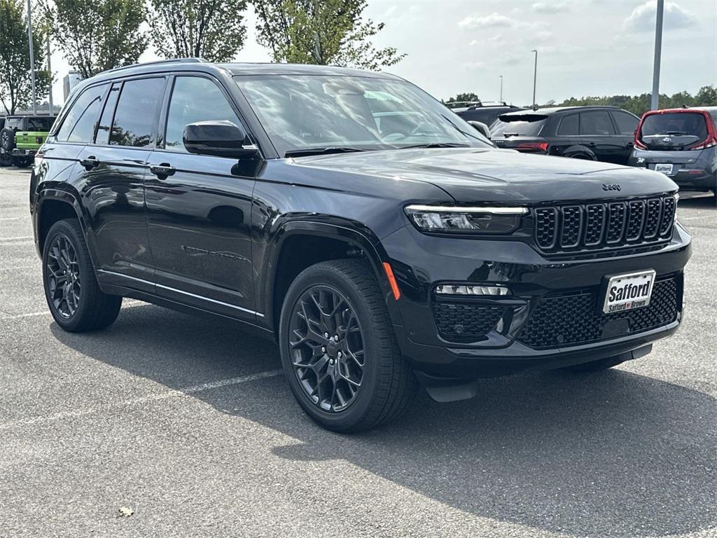 new 2025 Jeep Grand Cherokee car, priced at $58,332