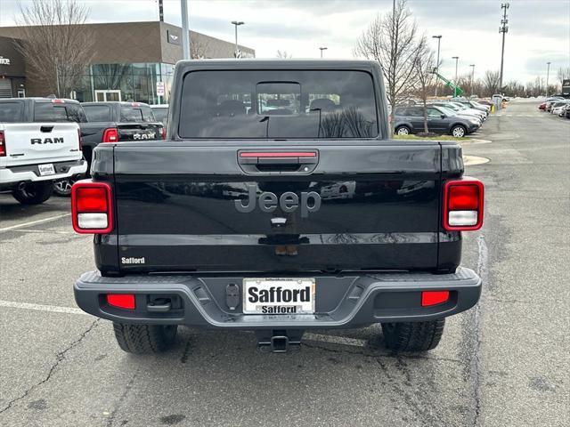 new 2025 Jeep Gladiator car, priced at $40,612