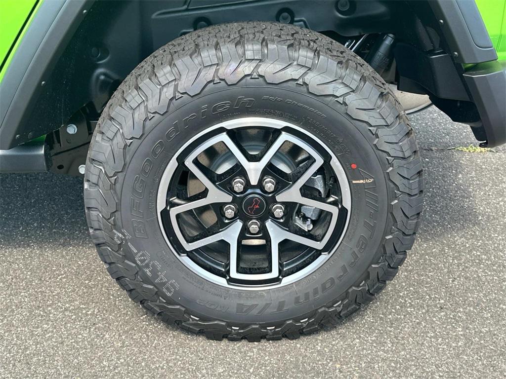 new 2025 Jeep Wrangler car, priced at $55,524