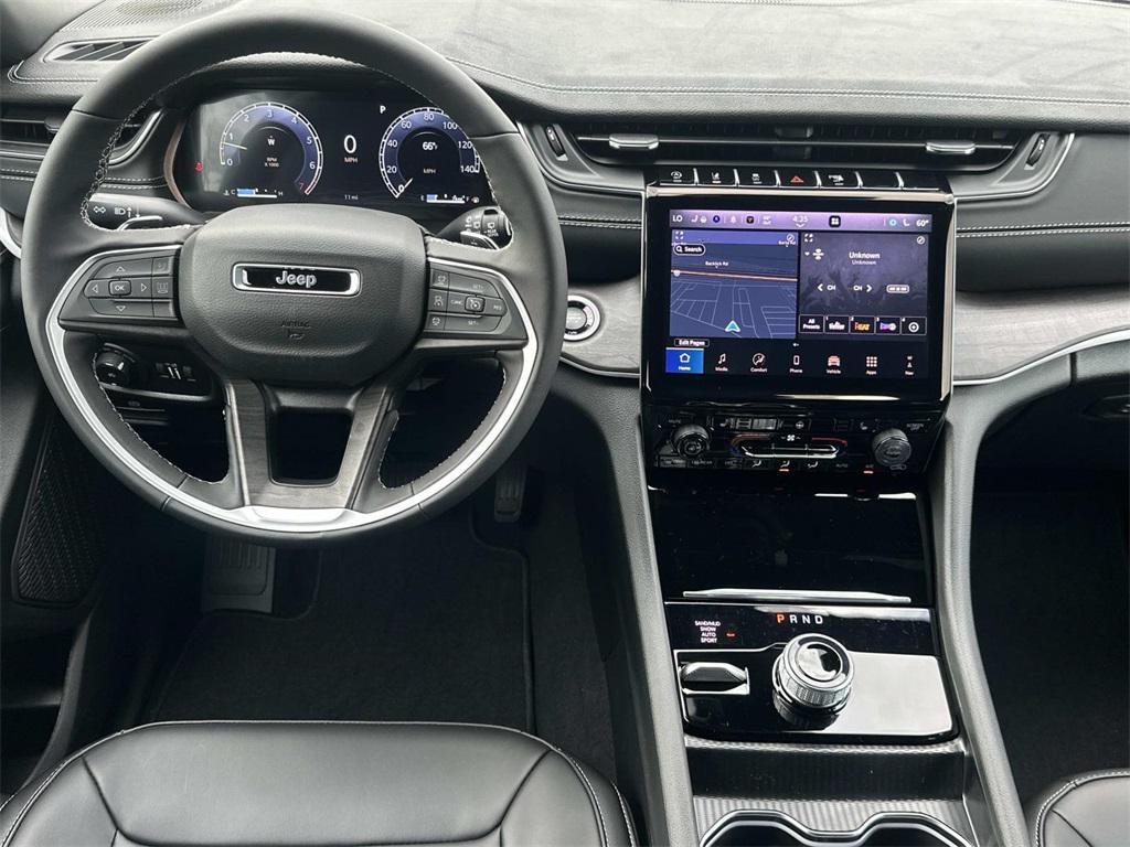 new 2025 Jeep Grand Cherokee L car, priced at $46,005