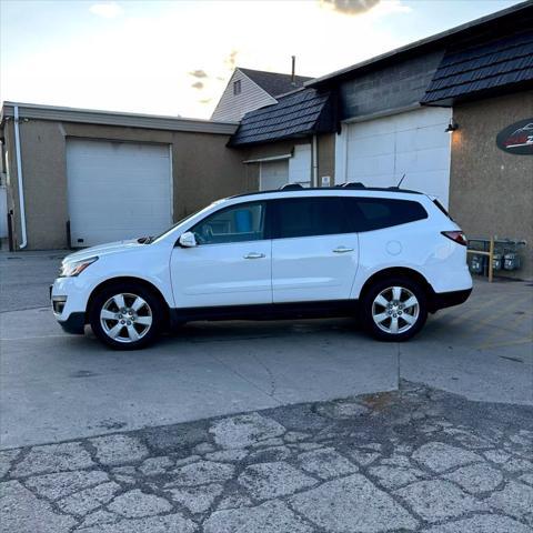 used 2016 Chevrolet Traverse car, priced at $9,495