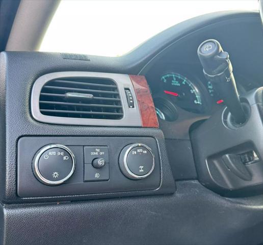 used 2012 Chevrolet Suburban car, priced at $8,295