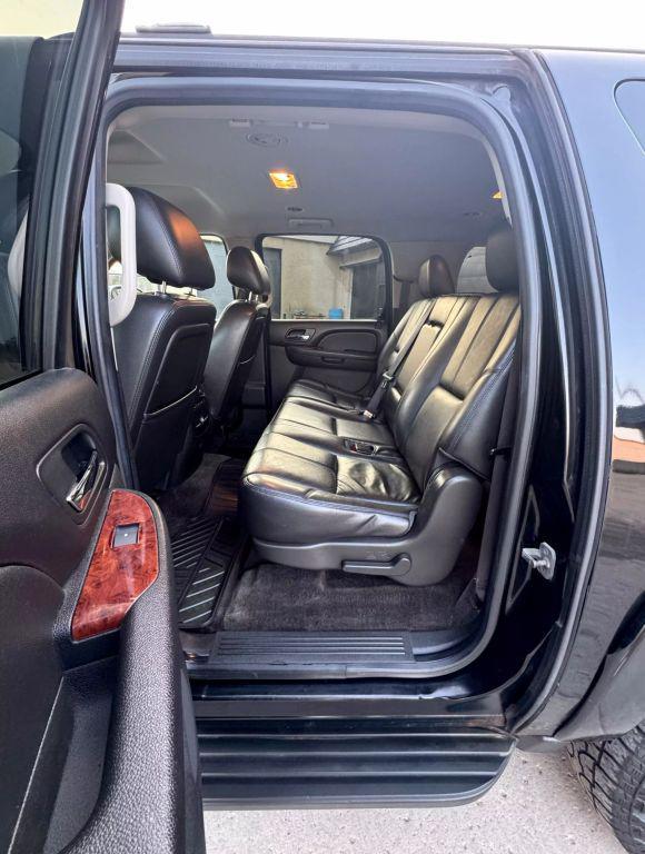 used 2012 Chevrolet Suburban car, priced at $8,295