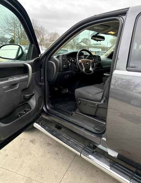 used 2011 Chevrolet Silverado 1500 car, priced at $9,995