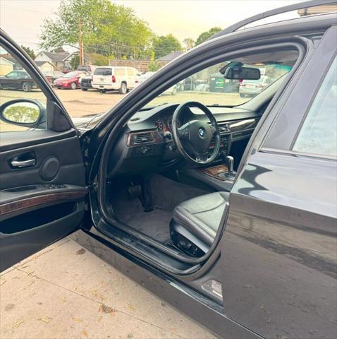 used 2006 BMW 325 car, priced at $5,995