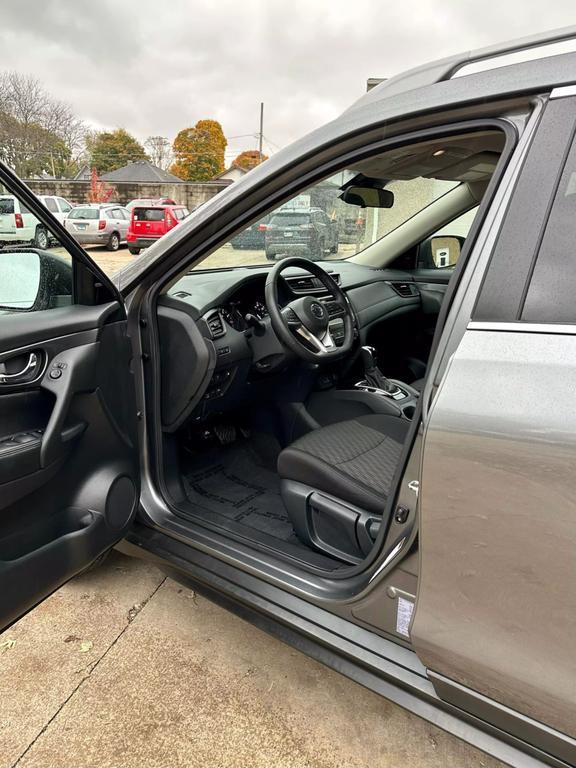 used 2020 Nissan Rogue car, priced at $16,295