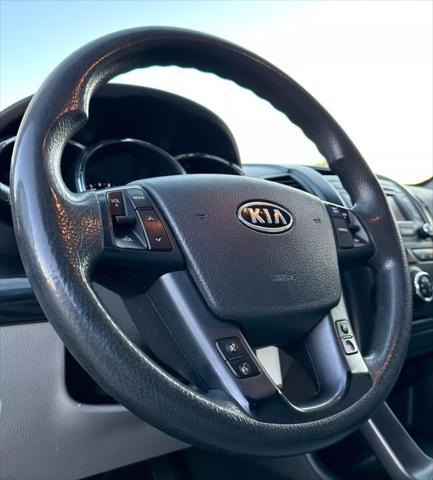 used 2013 Kia Sorento car, priced at $4,995