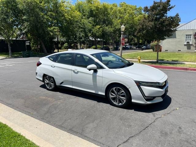 used 2018 Honda Clarity Plug-In Hybrid car, priced at $12,995