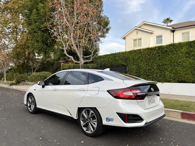 used 2020 Honda Clarity Plug-In Hybrid car, priced at $12,995