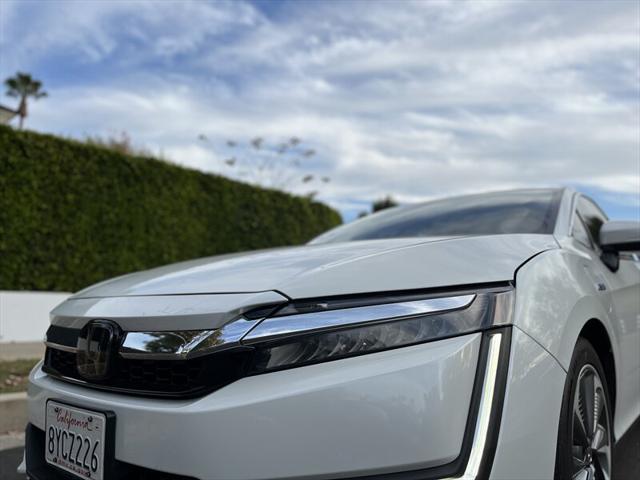 used 2020 Honda Clarity Plug-In Hybrid car, priced at $12,995