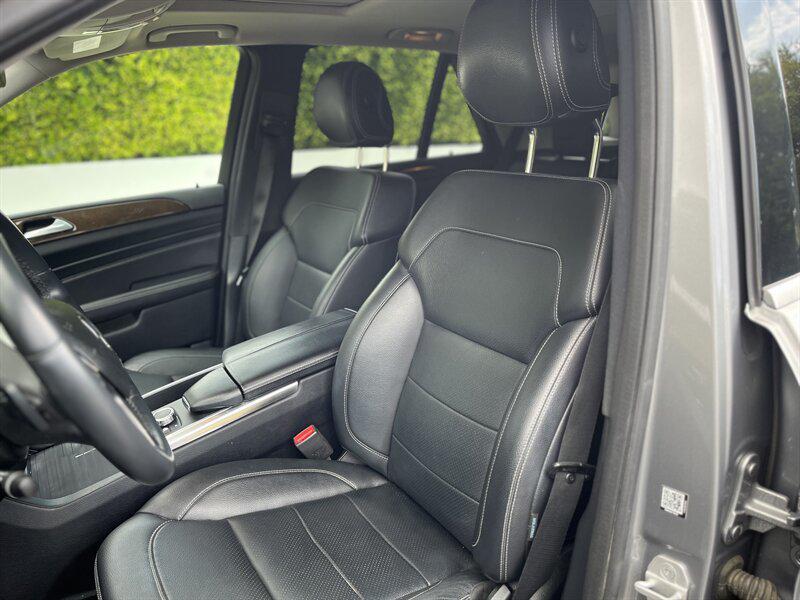 used 2015 Mercedes-Benz M-Class car, priced at $12,995