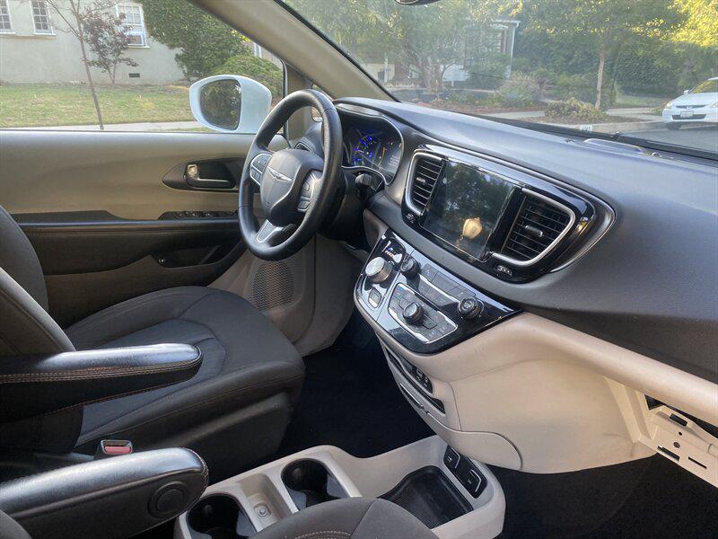 used 2020 Chrysler Pacifica Hybrid car, priced at $9,995