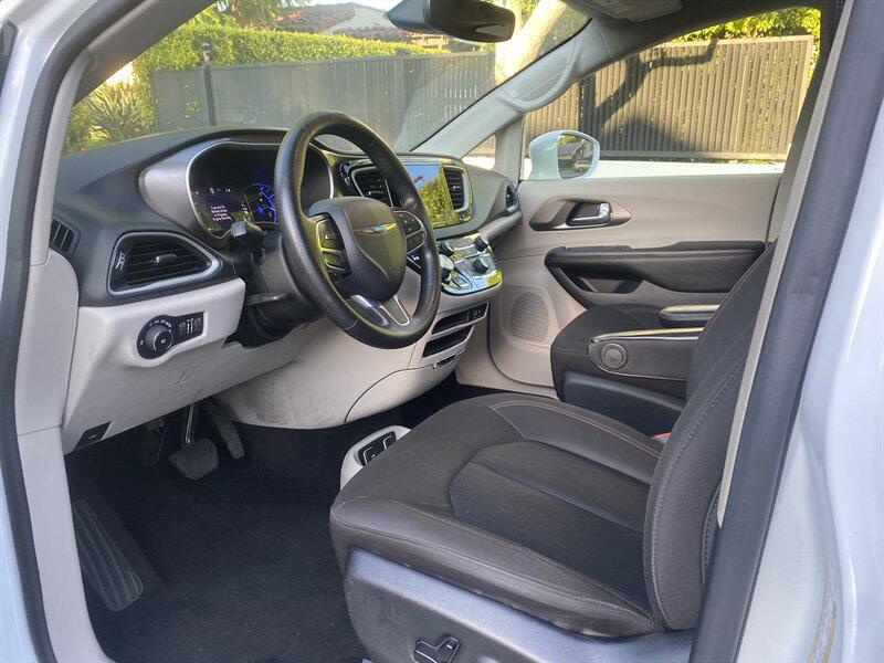 used 2020 Chrysler Pacifica Hybrid car, priced at $9,995