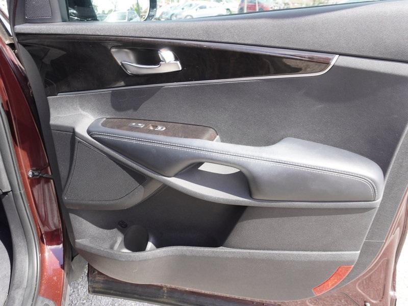 used 2016 Kia Sorento car, priced at $16,526