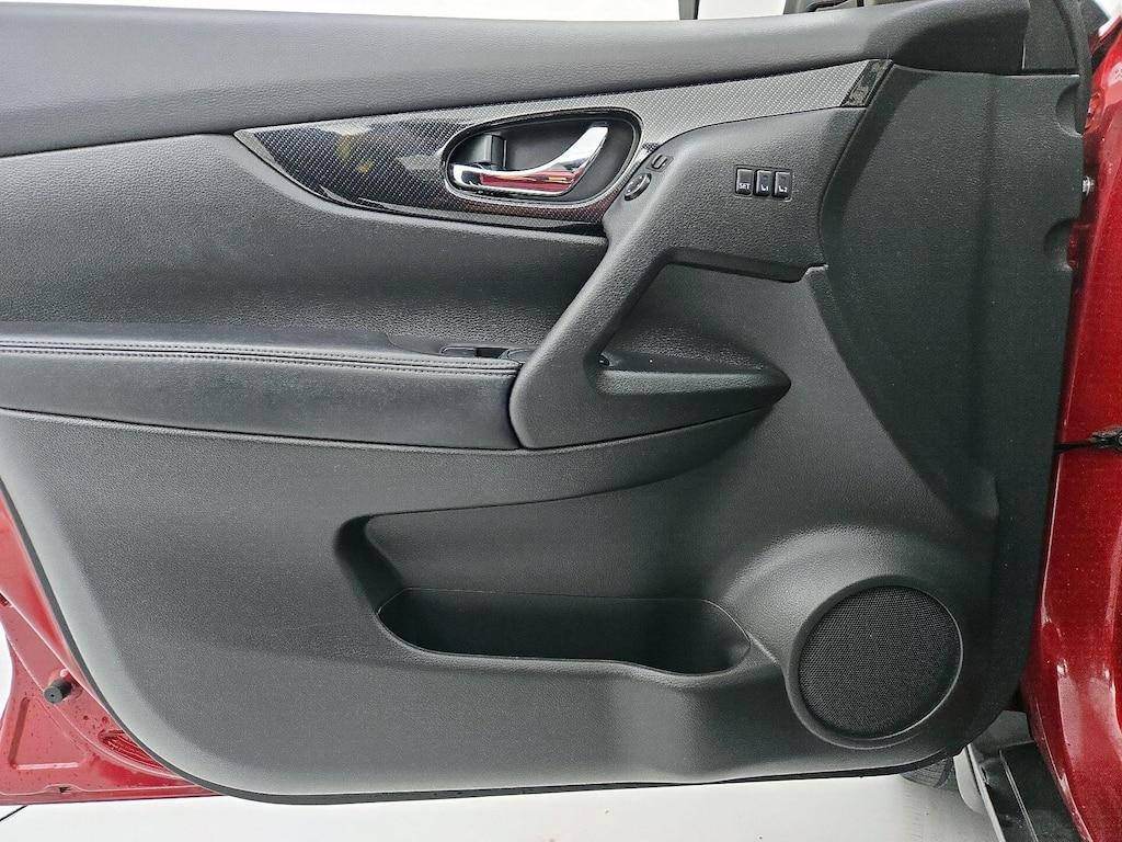 used 2019 Nissan Rogue car, priced at $18,998