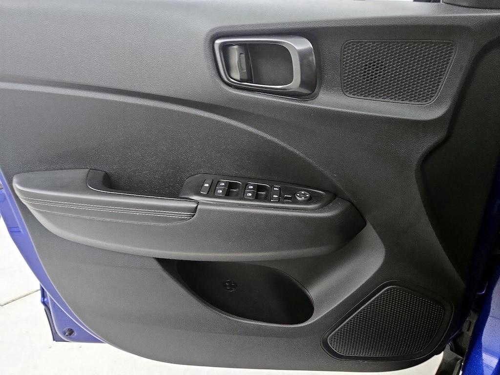 used 2022 Hyundai Venue car, priced at $18,998