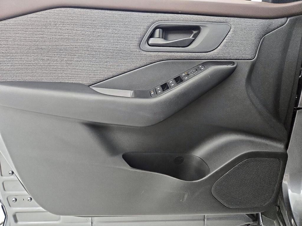 used 2023 Nissan Rogue car, priced at $24,998
