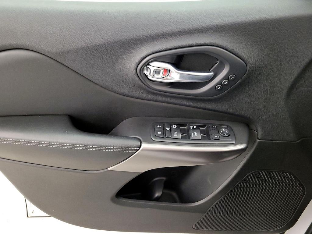 used 2019 Jeep Cherokee car, priced at $20,998