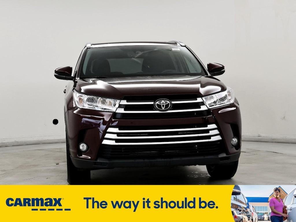 used 2019 Toyota Highlander car, priced at $31,998