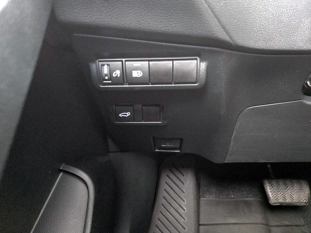 used 2024 Toyota Corolla Cross car, priced at $32,998