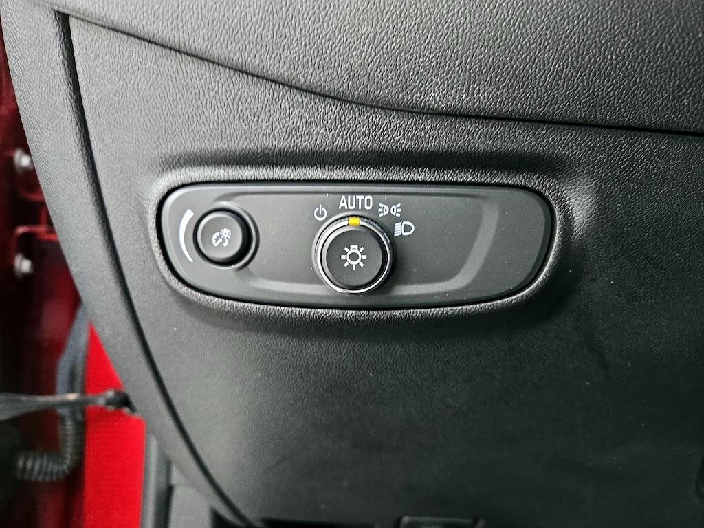 used 2022 Chevrolet Equinox car, priced at $24,998
