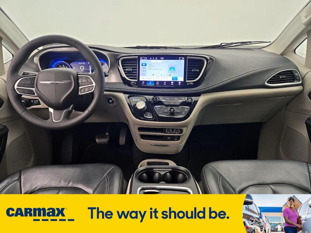 used 2022 Chrysler Pacifica car, priced at $29,998