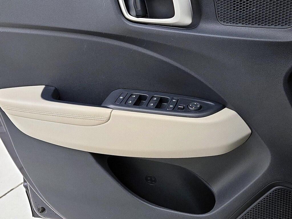 used 2021 Hyundai Venue car, priced at $19,998