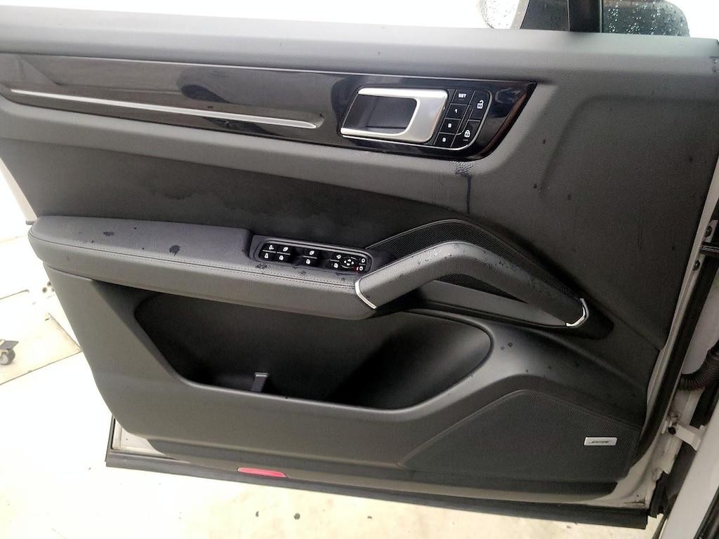 used 2021 Porsche Cayenne car, priced at $43,998