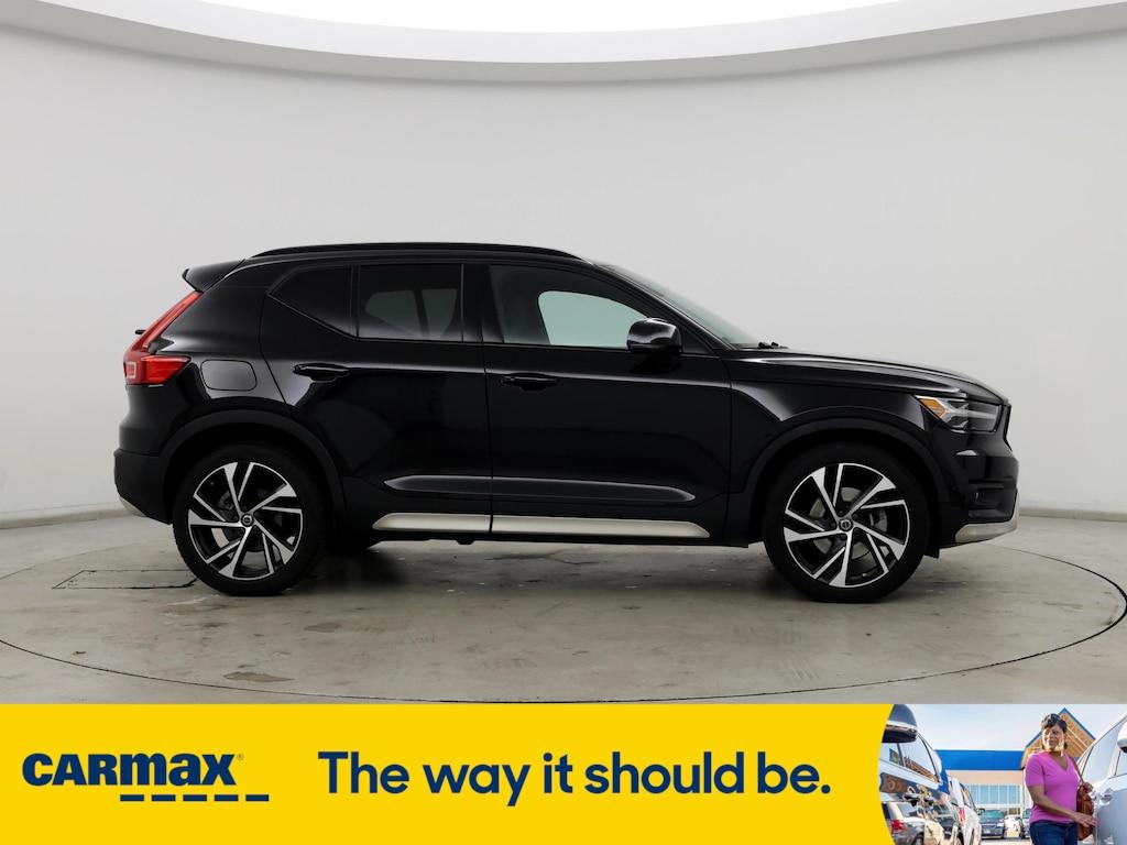 used 2022 Volvo XC40 car, priced at $31,998