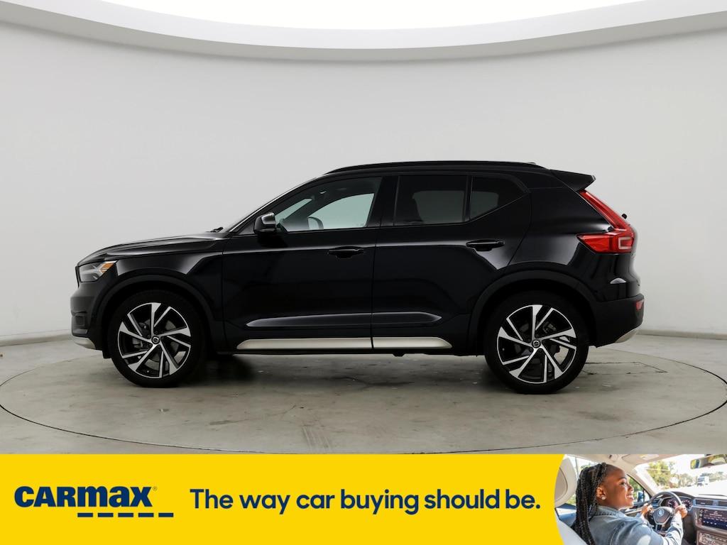 used 2022 Volvo XC40 car, priced at $31,998