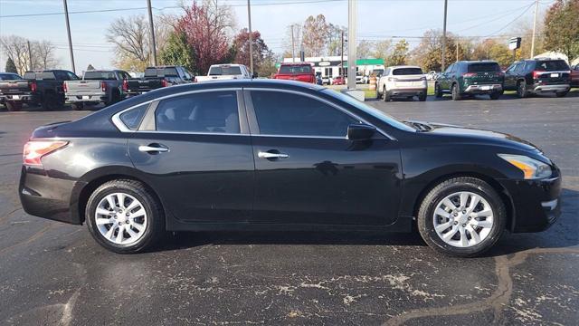 used 2014 Nissan Altima car, priced at $10,995