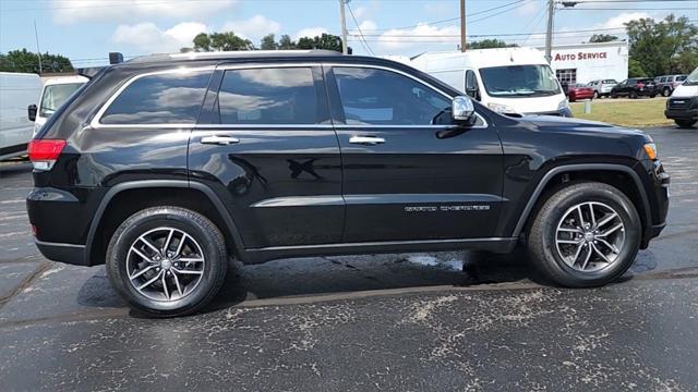 used 2017 Jeep Grand Cherokee car, priced at $17,995