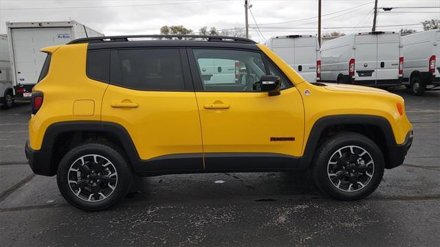 used 2023 Jeep Renegade car