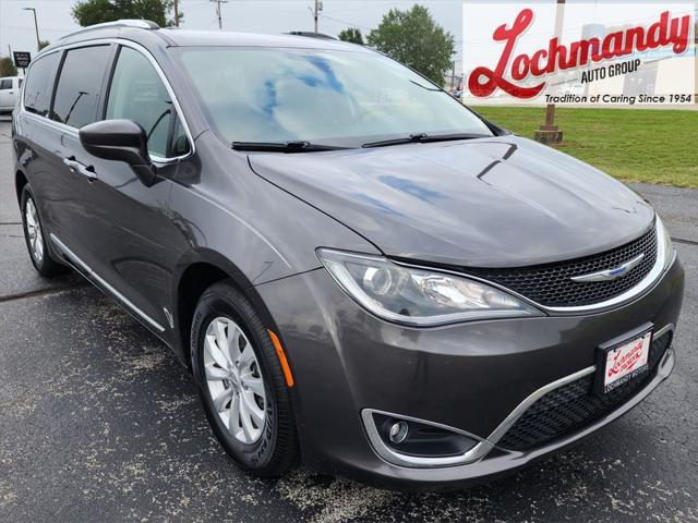 used 2018 Chrysler Pacifica car, priced at $14,995