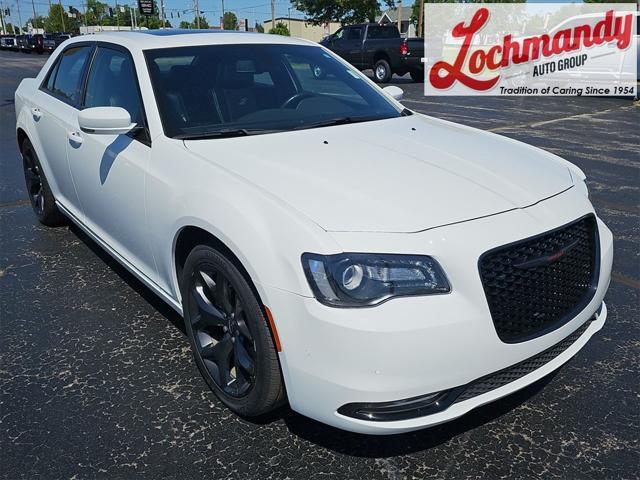 used 2022 Chrysler 300 car, priced at $27,995