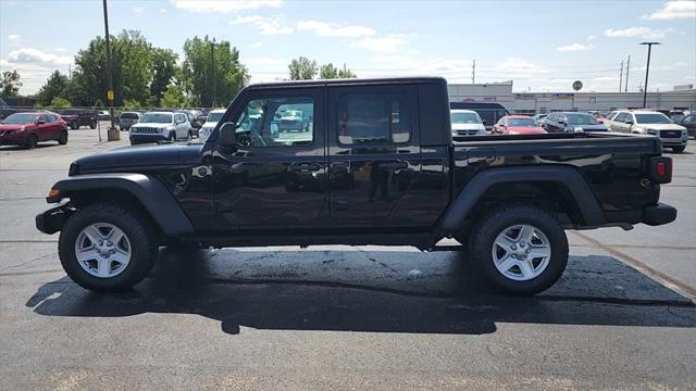 used 2023 Jeep Gladiator car, priced at $32,338