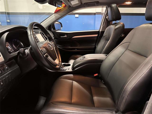used 2018 Toyota Highlander car, priced at $22,922
