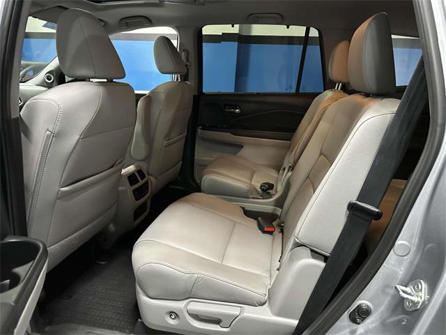 used 2022 Honda Pilot car, priced at $35,322
