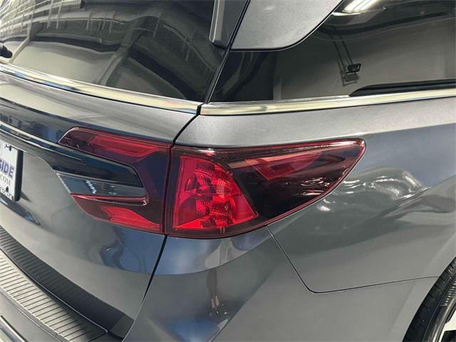 used 2025 Honda Odyssey car, priced at $41,622