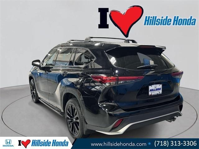 used 2023 Toyota Highlander car, priced at $40,928