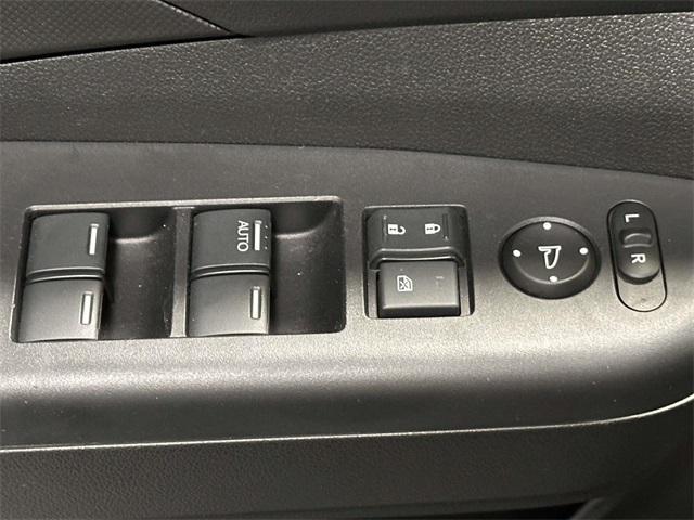 used 2015 Honda CR-V car, priced at $16,893