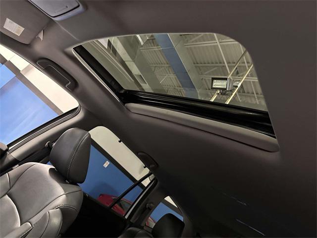 used 2022 Honda Pilot car, priced at $30,647